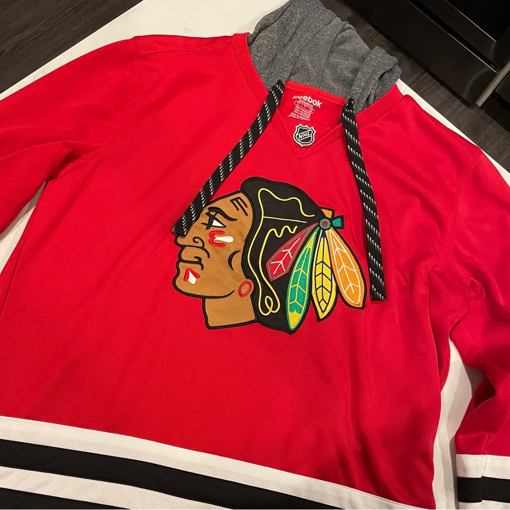Reebok Chicago Blackhawks Women’s Hoodie Jersey